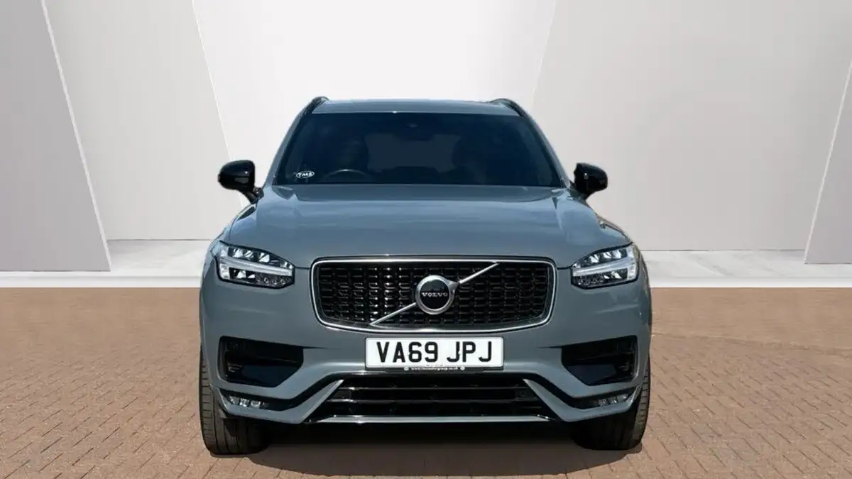 2020-volvo-xc90-20td-b5-r-design-big-7