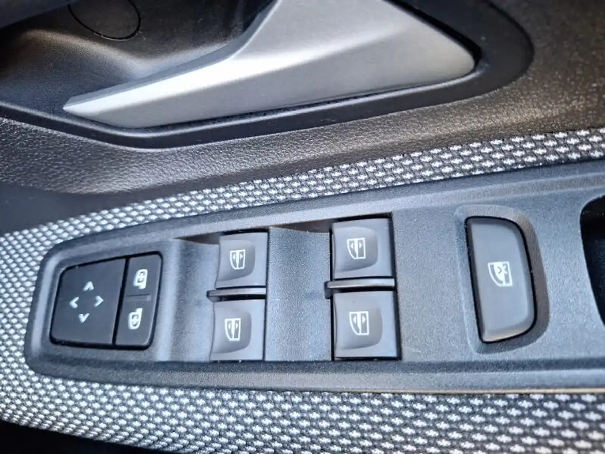 2023-dacia-jogger-10-tce-extreme-se-big-9