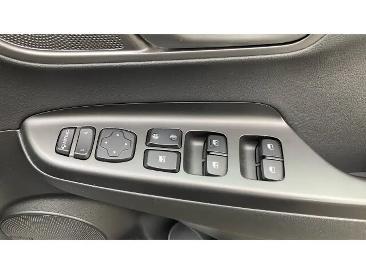 2020-hyundai-kona-e-premium-se-64kwh-105kw-obc-big-29