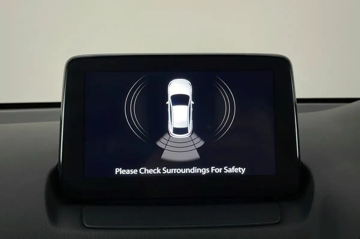 2019-mazda-mazda2-15-sport-nav-big-22