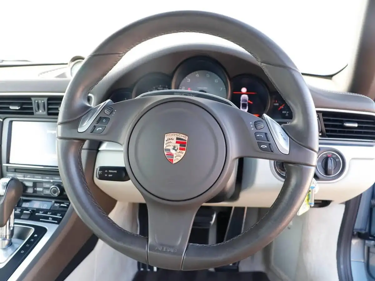 2013-porsche-911-38-carrera-4-s-cabriolet-pdk-big-8