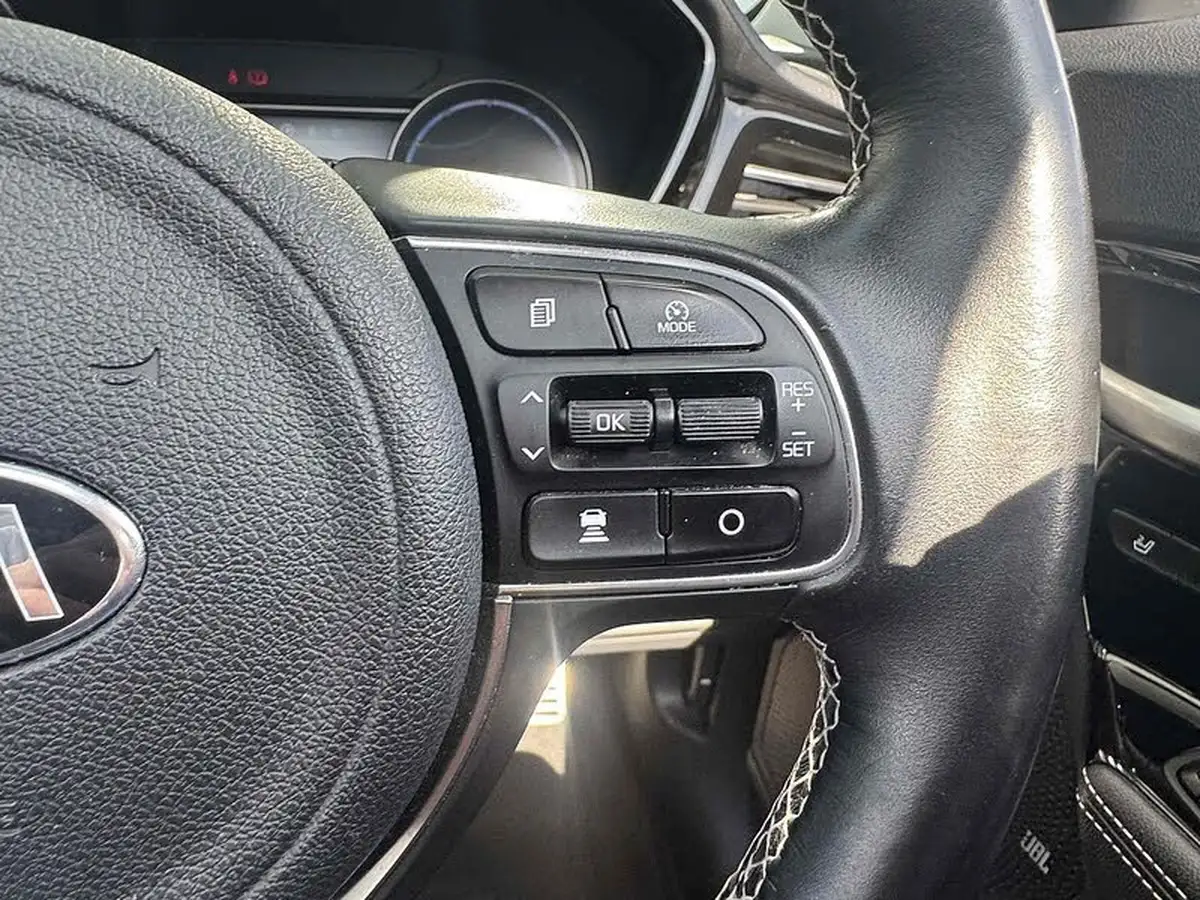 2021-kia-e-niro-ev-4-big-31