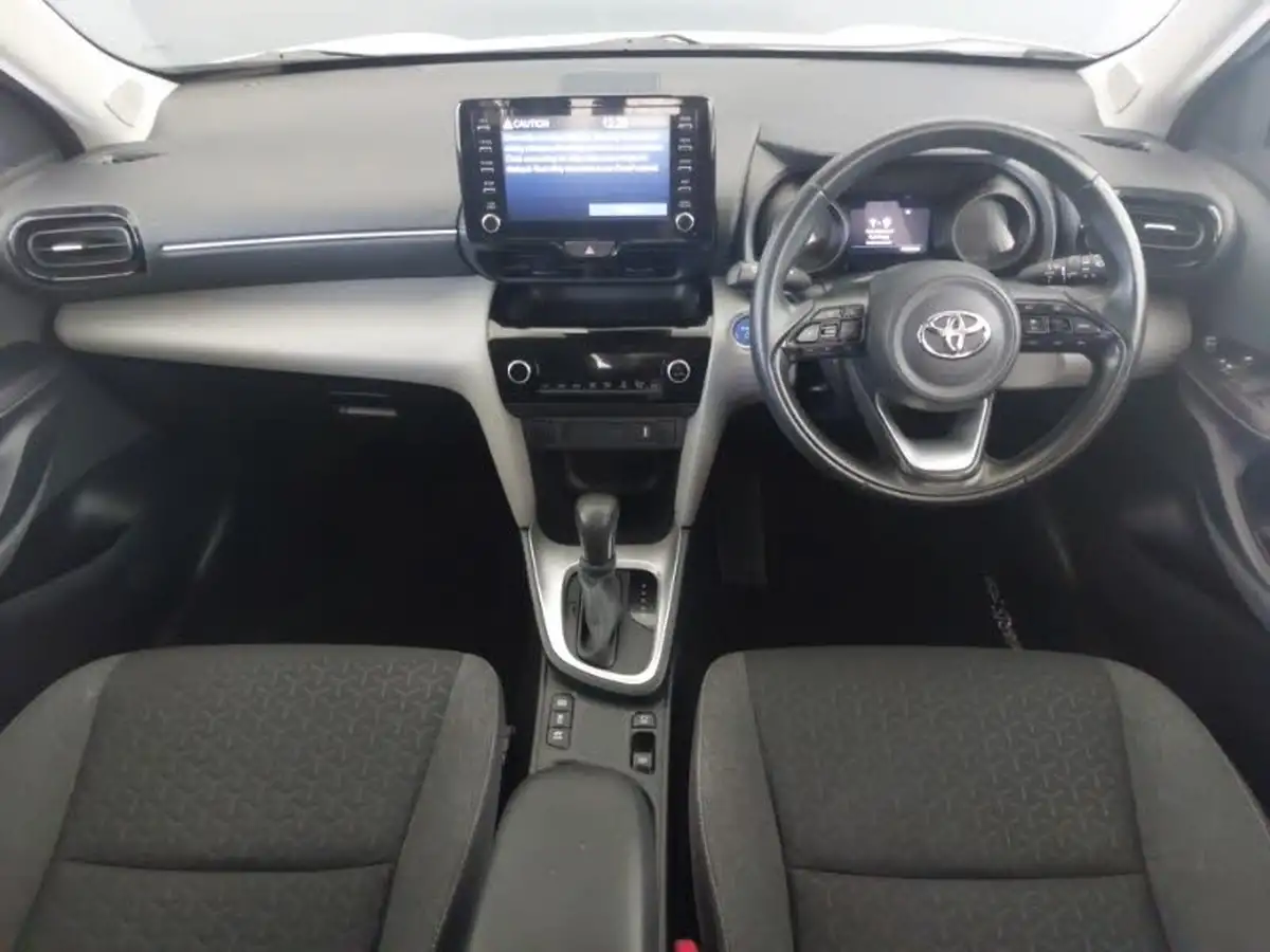 2022-toyota-yaris-cross-15-vvt-i-icon-big-2
