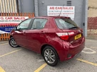 2018-toyota-yaris-15-vvt-i-icon-navi-hybrid-small-4