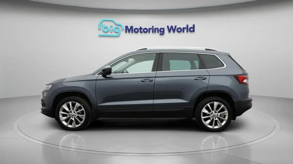 2019-skoda-karoq-15-tsi-se-l-dsg-big-4