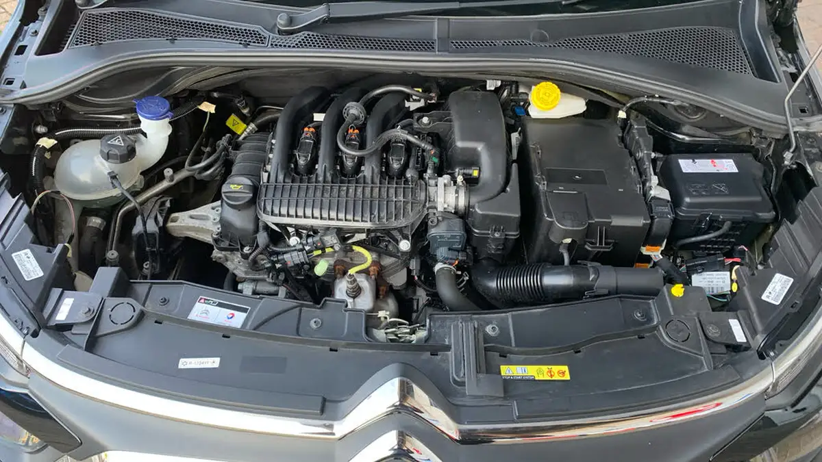 2021-citroen-c3-12-puretech-shine-83ps-big-17