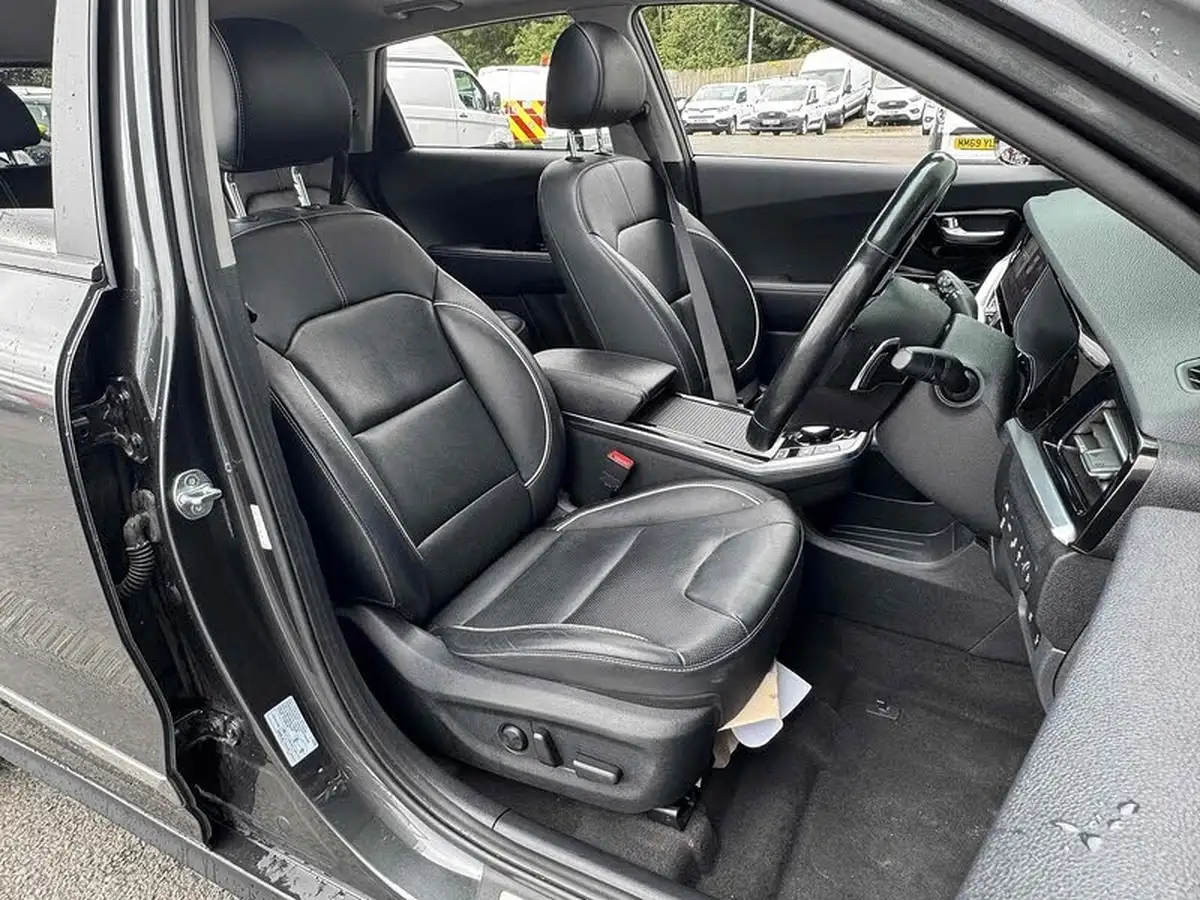 2021-kia-e-niro-ev-4-big-21