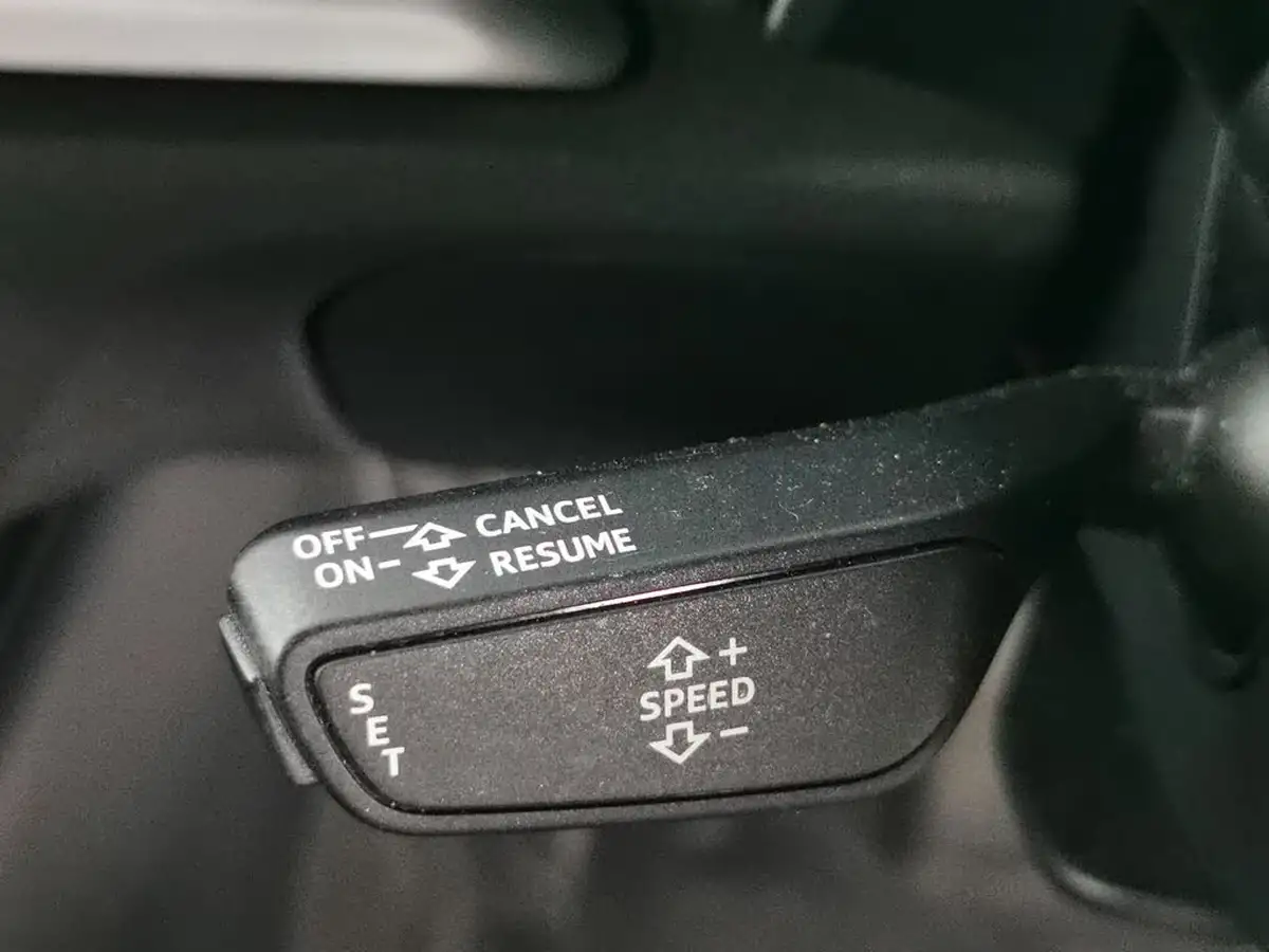 2017-audi-a3-cabriolet-20-tdi-s-line-150ps-nav-ss-big-27