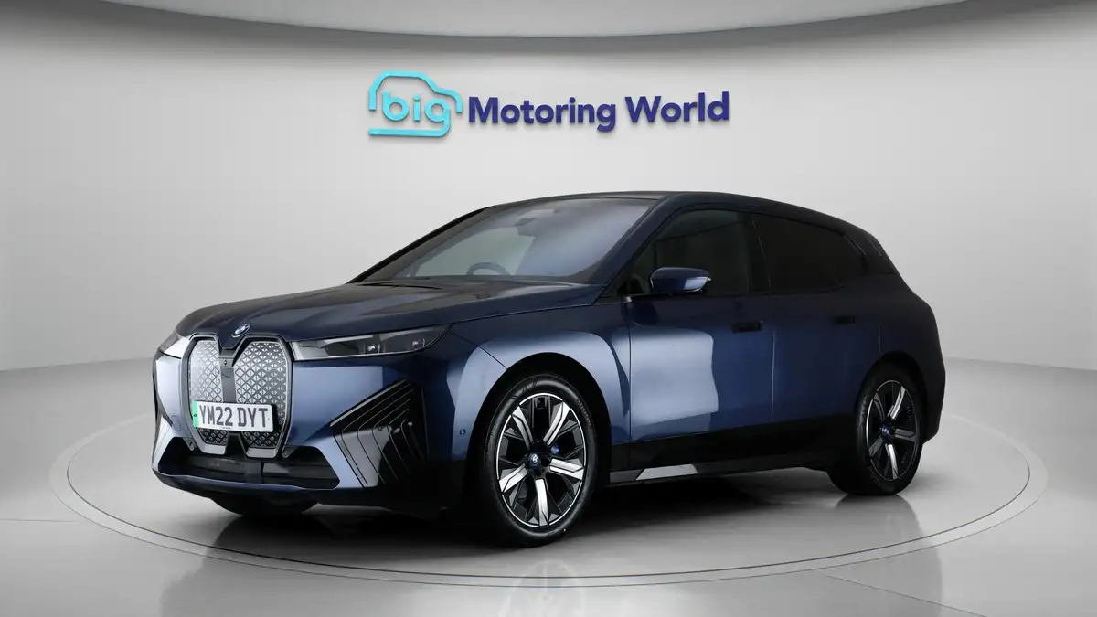2022-bmw-ix-e-xdrive-40-m-sport-edition-big-2