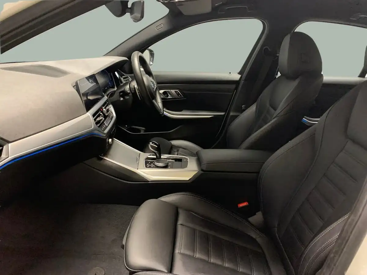 2022-bmw-3-series-20-330e-xdrive-m-sport-saloon-4d-big-3