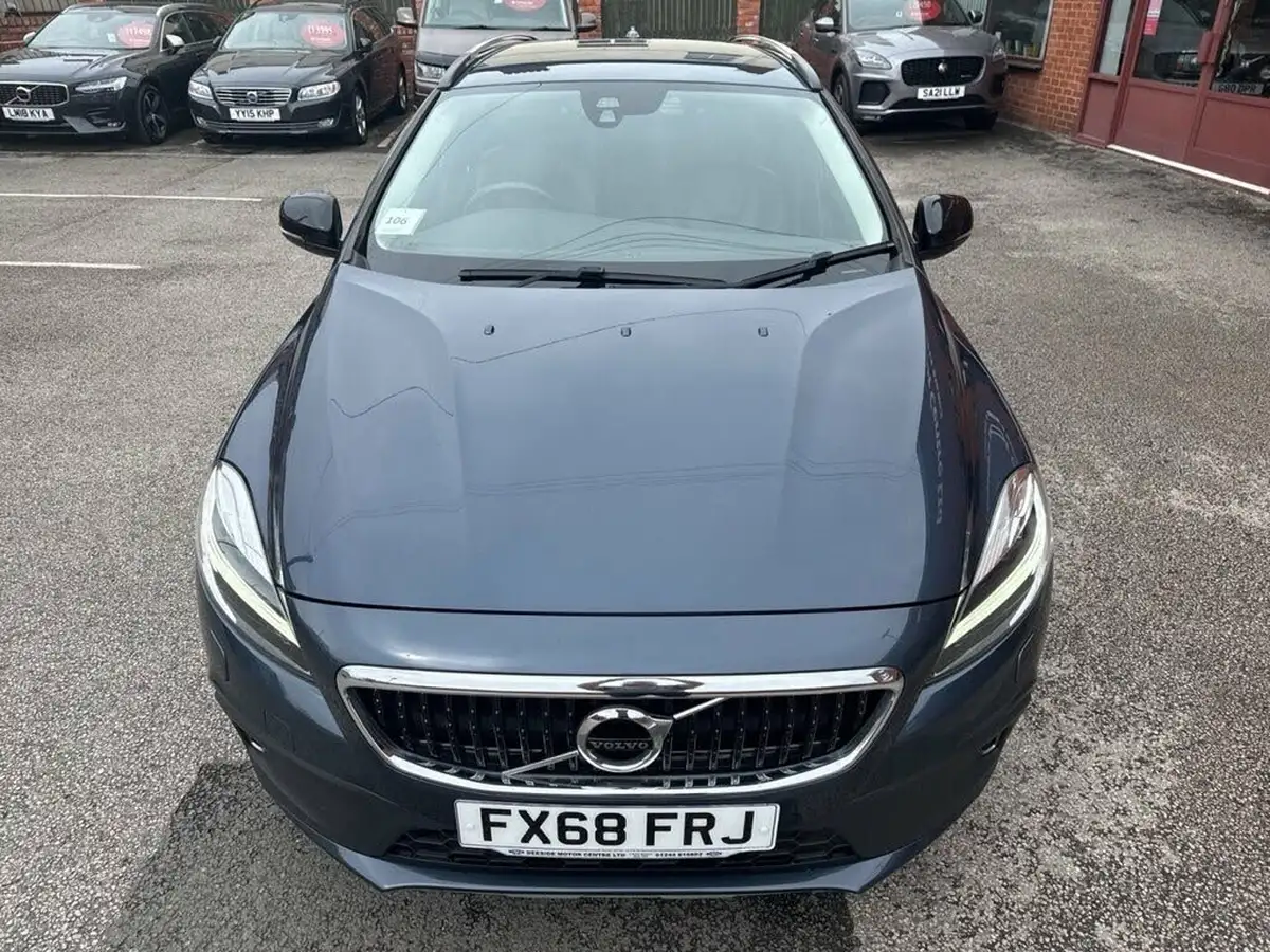 2018-volvo-v40-20td-d2-cross-country-pro-big-58