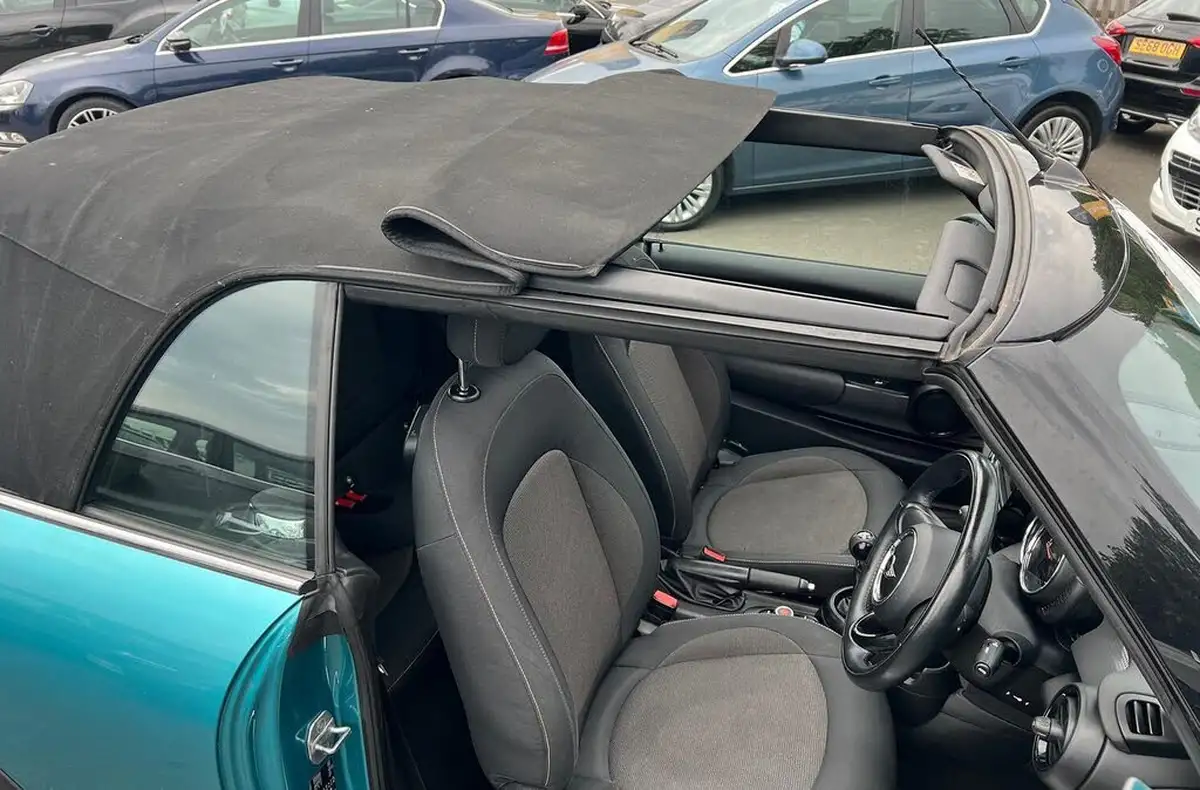 2016-mini-cooper-15-cooper-ss-convertible-2d-big-27