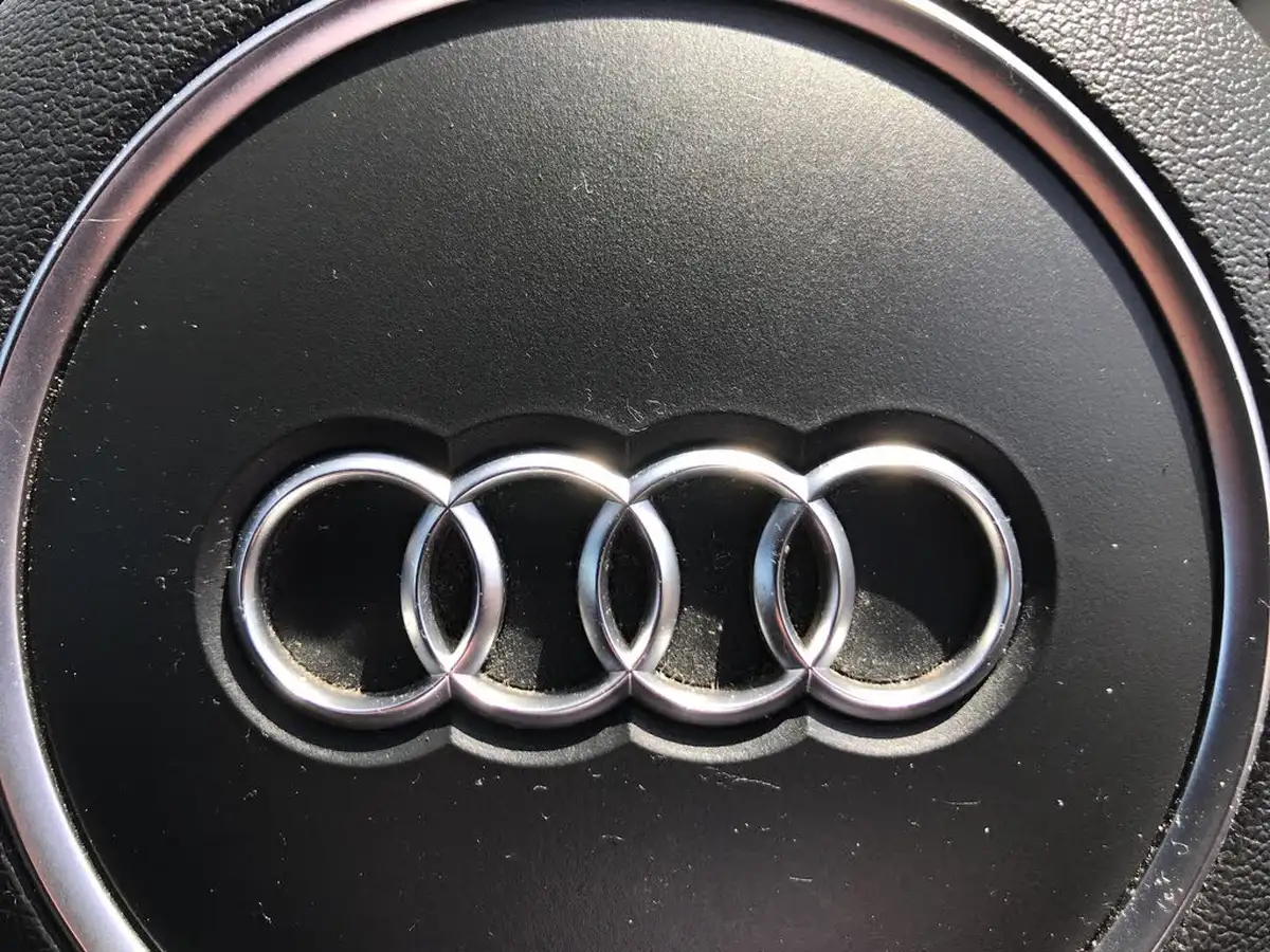 2016-audi-q3-20-tdi-s-line-big-26