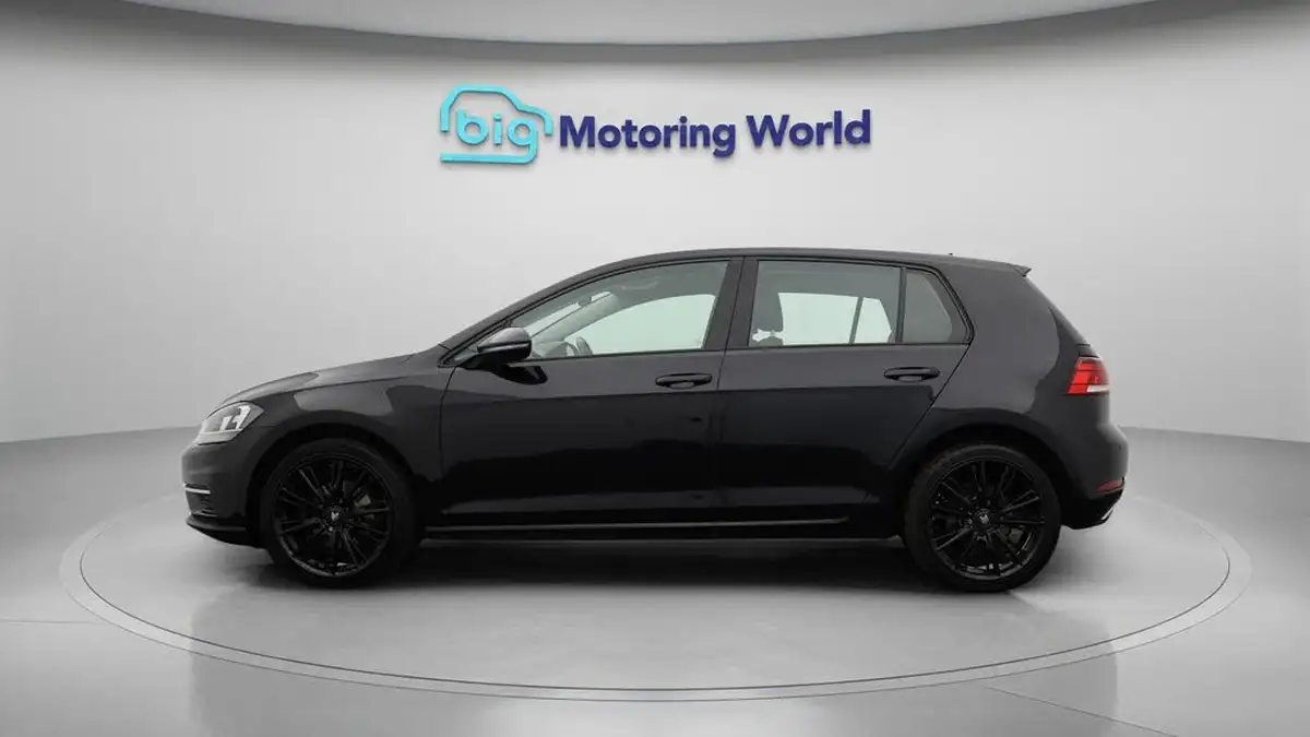 2018-volkswagen-golf-10-tsi-se-nav-110ps-ss-hatchback-5d-dsg-big-4