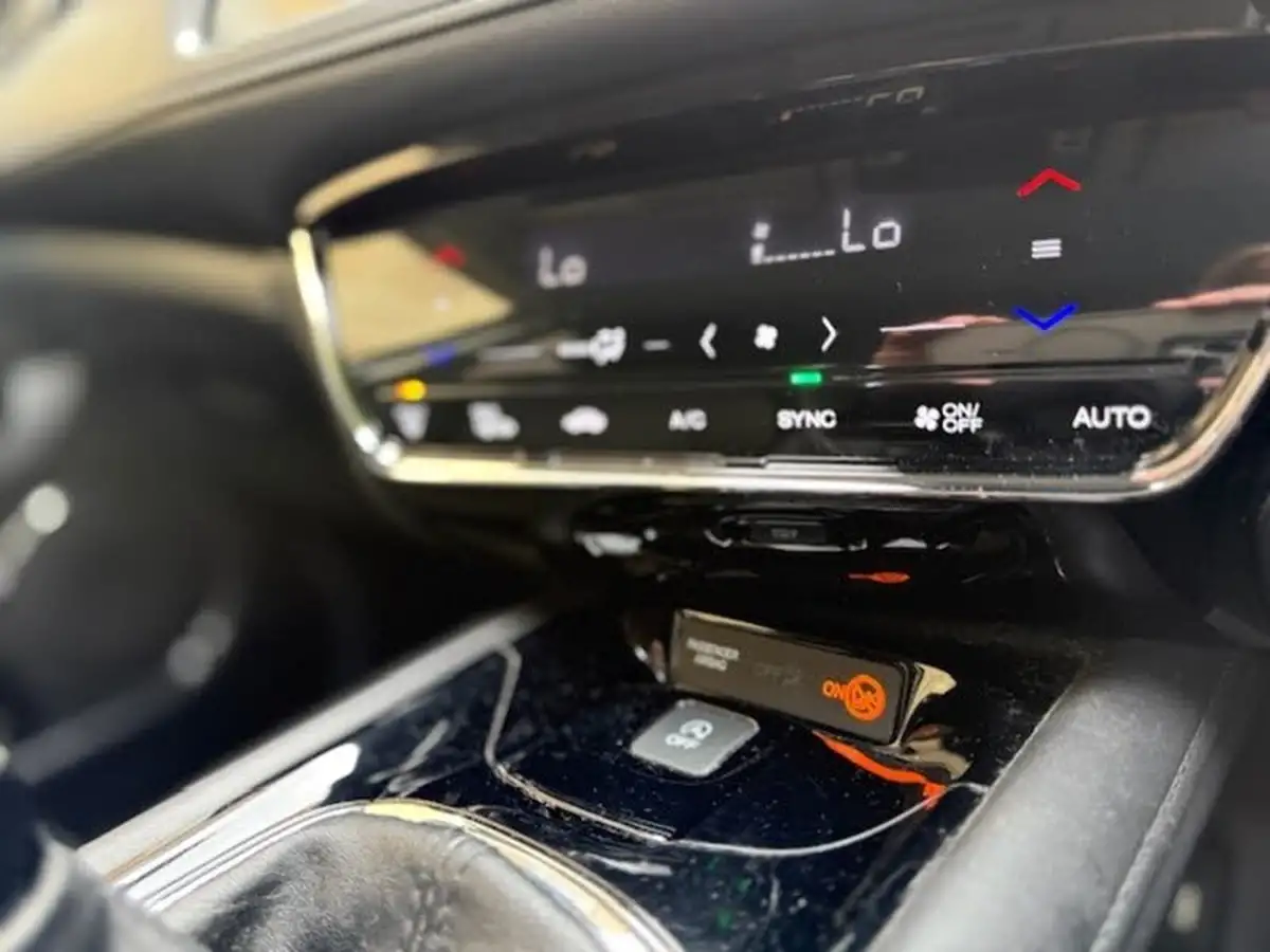 2015-honda-hr-v-16-i-dtec-se-navi-big-16