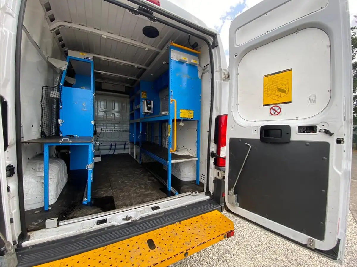 2017-fiat-ducato-20td-35-lh2-panel-big-36