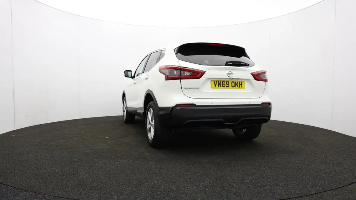 2019-nissan-qashqai-13-dig-t-acenta-premium-140ps-big-32
