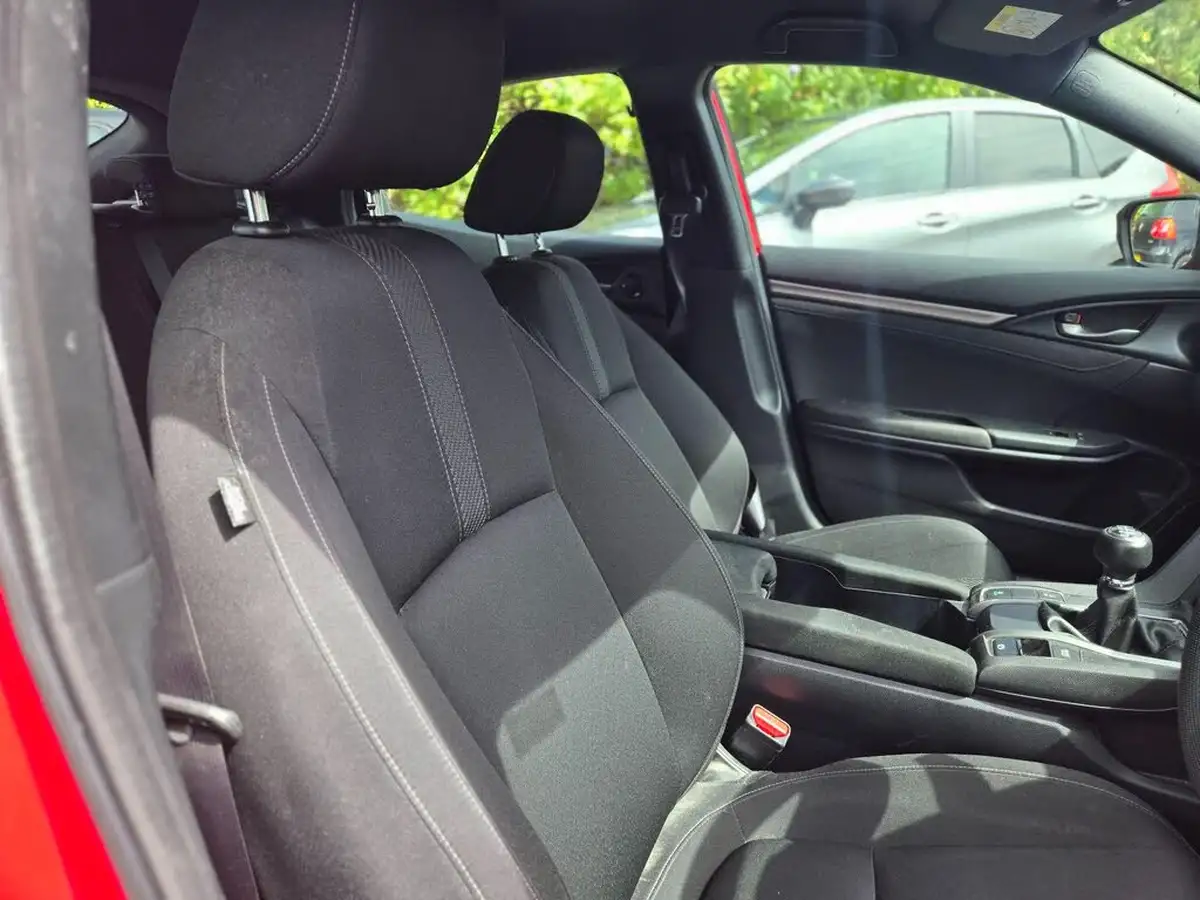 2018-honda-civic-10-vtec-turbo-se-126ps-hatchback-5d-big-20
