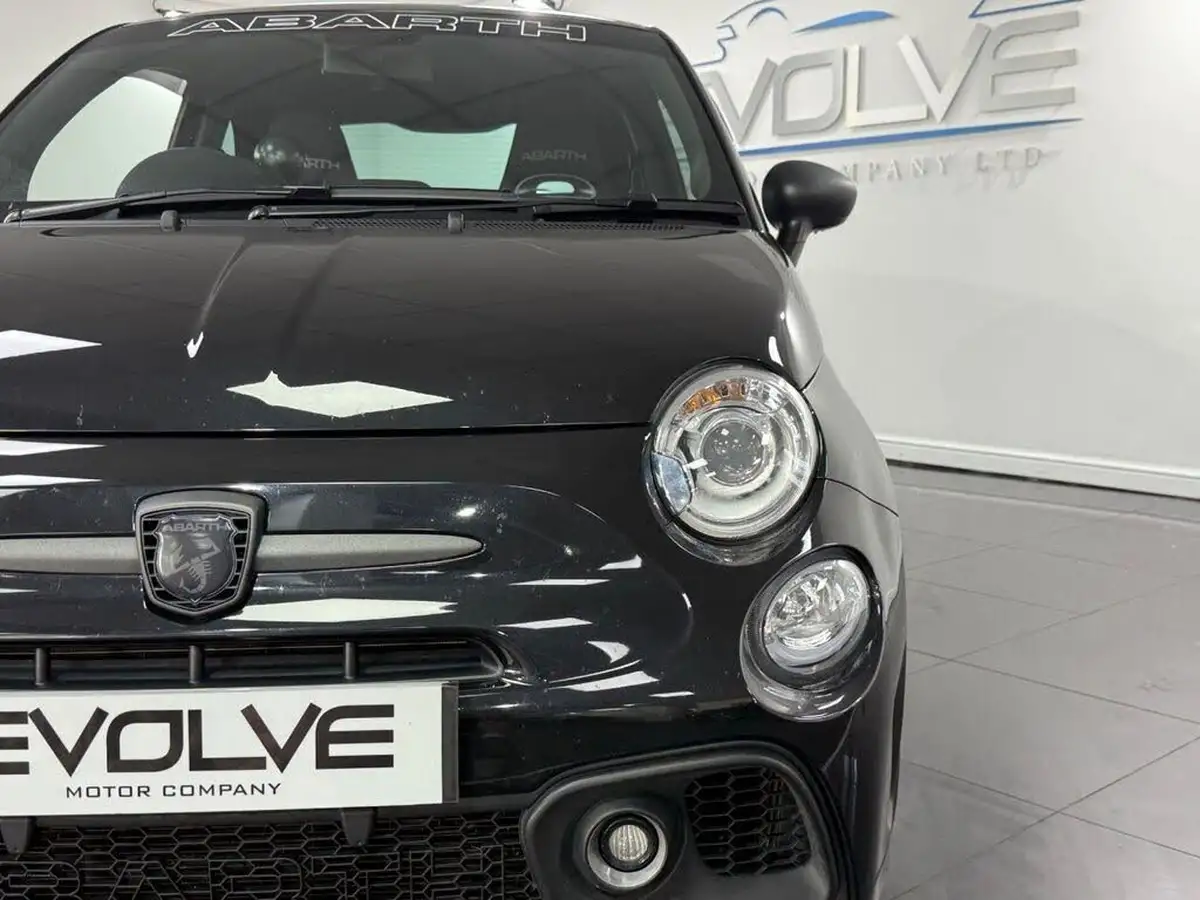 2024-abarth-695-14-tjet-turismo-big-4