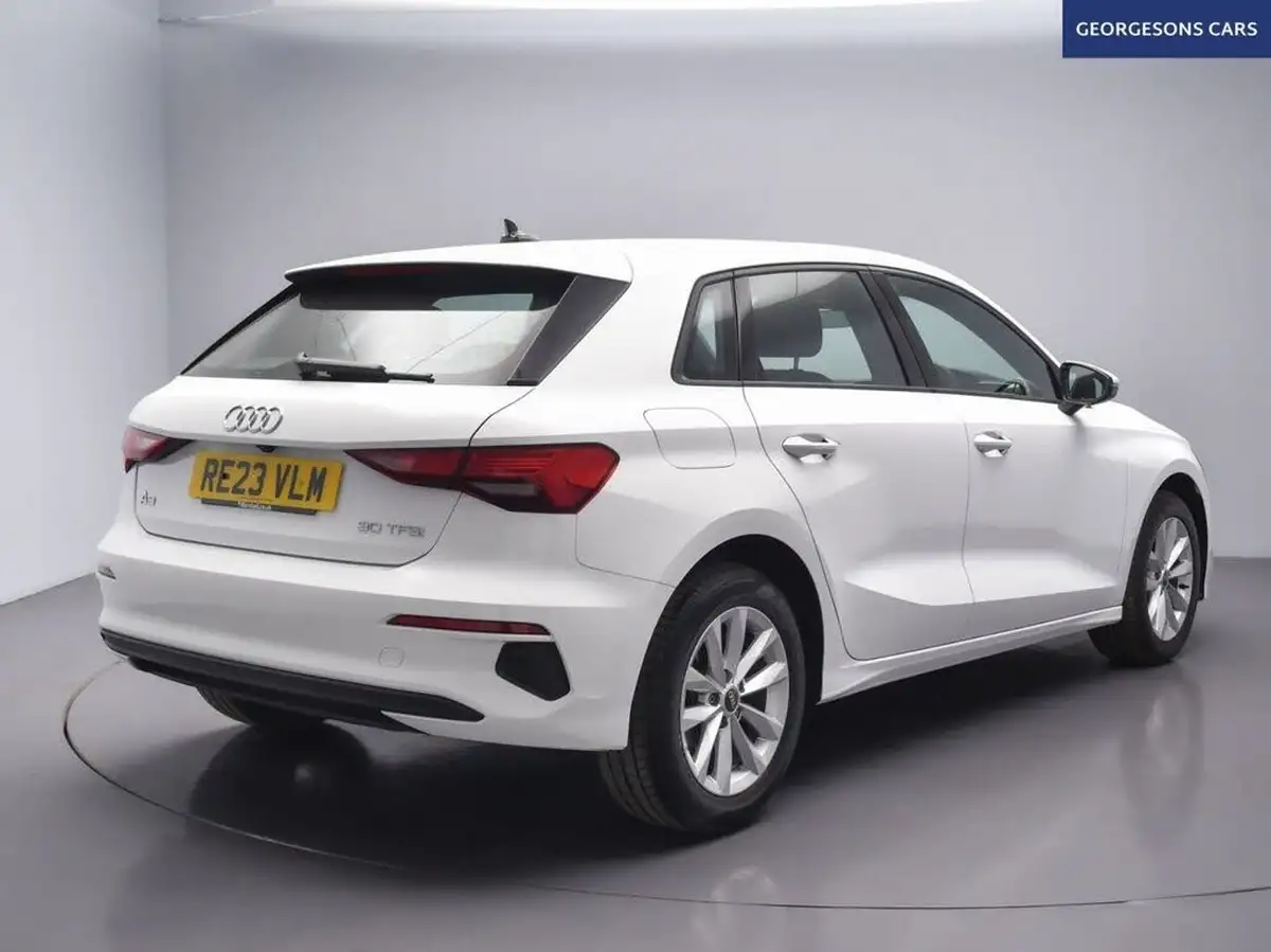 2023-audi-a3-10-30-tfsi-technik-s-tronic-big-6