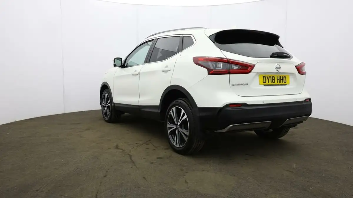 2018-nissan-qashqai-16dci-tekna-4x4-big-35