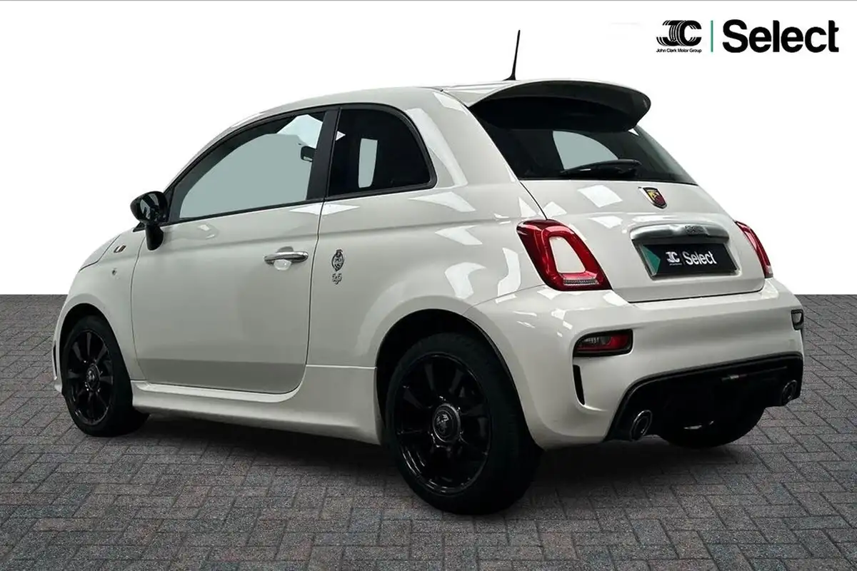 2019-abarth-595-14-tjet-big-3