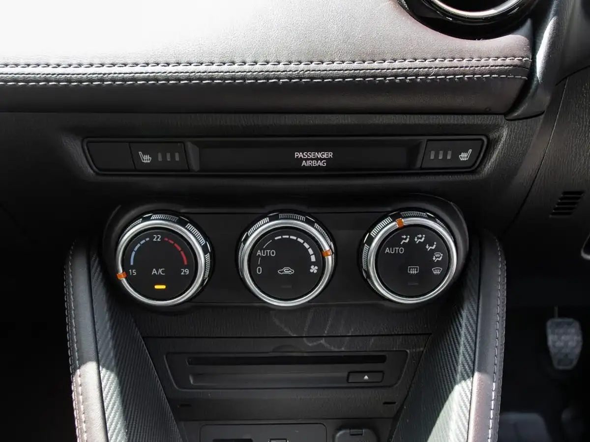 2019-mazda-mazda2-15-gt-sport-nav-115ps-big-32
