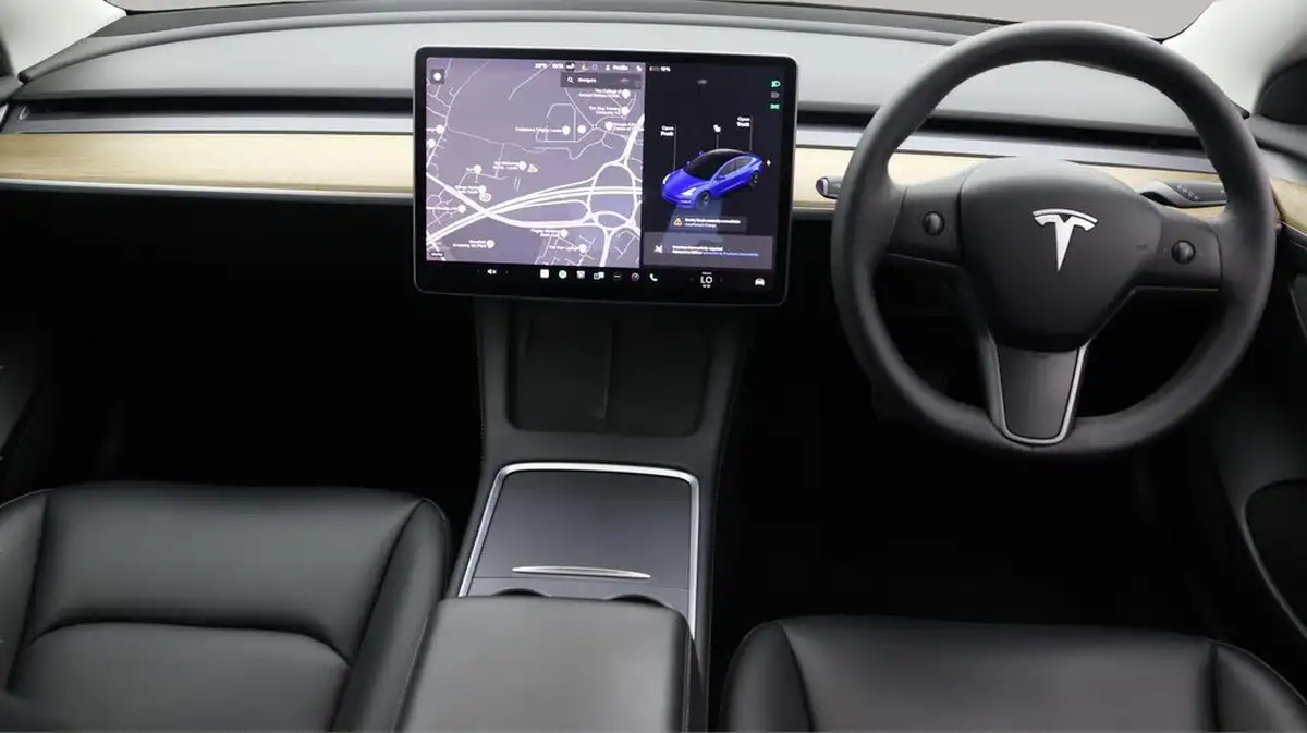 2021-tesla-model-3-e-standard-plus-big-18