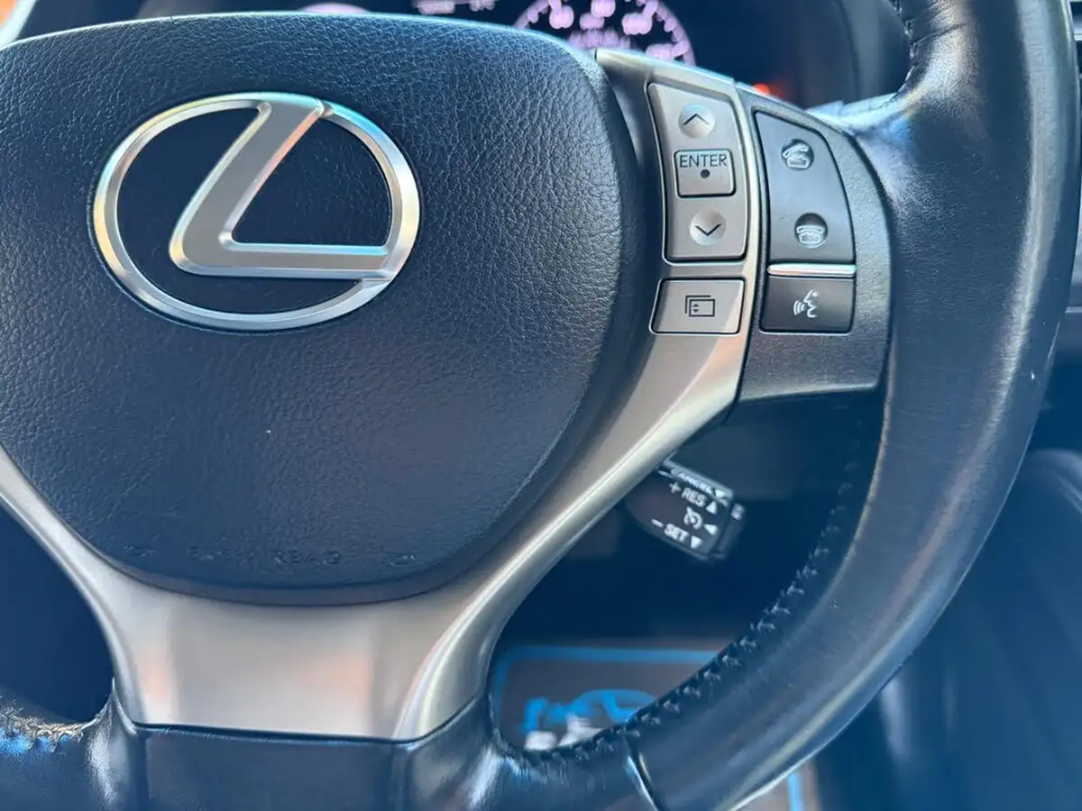 2013-lexus-rx-450h-35-luxury-big-33