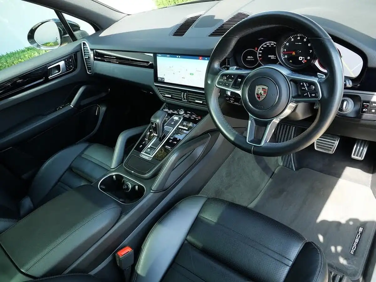 2019-porsche-cayenne-30-v6-s-big-2