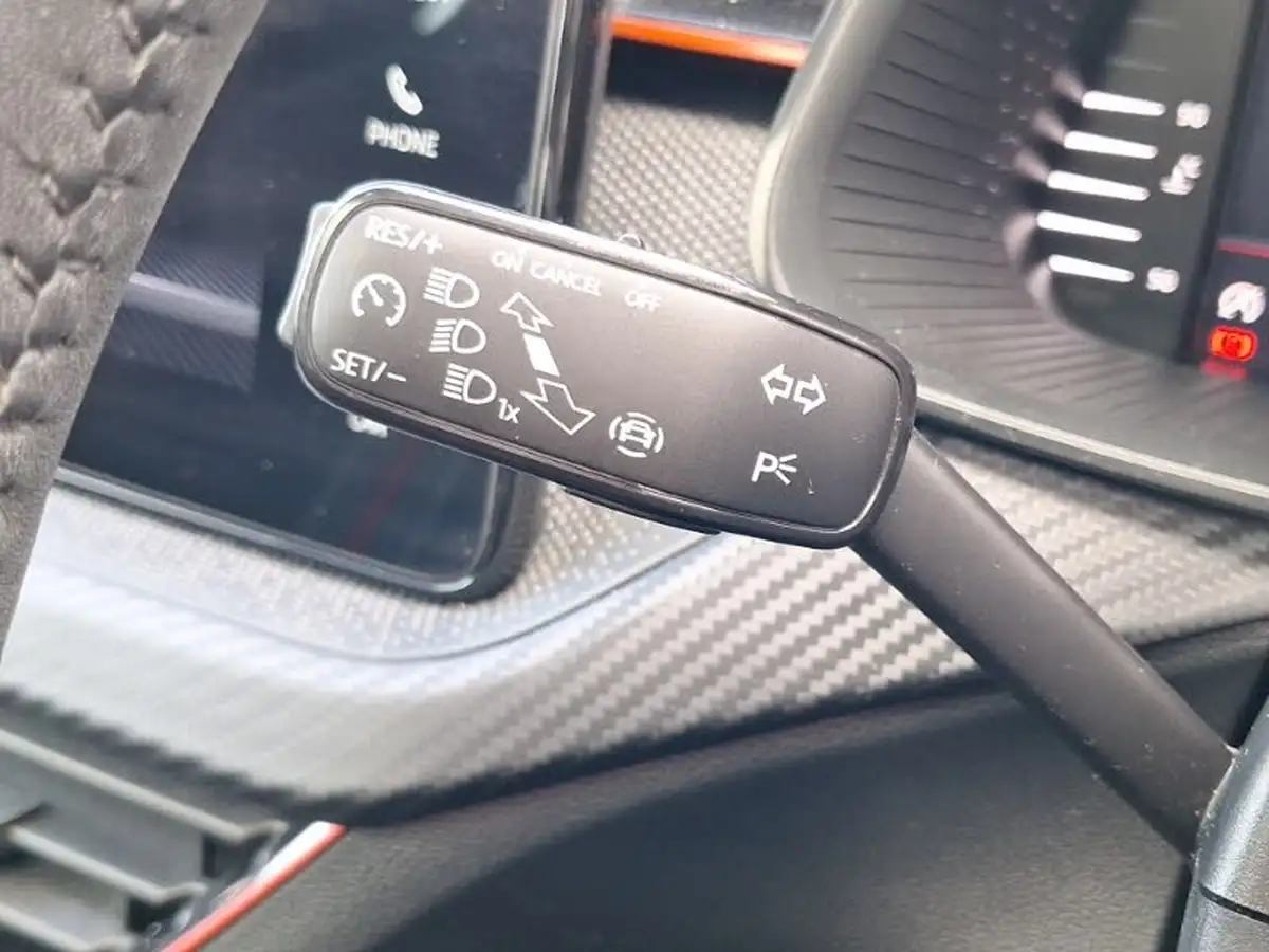 2024-skoda-kamiq-10-tsi-monte-carlo-116ps-big-15