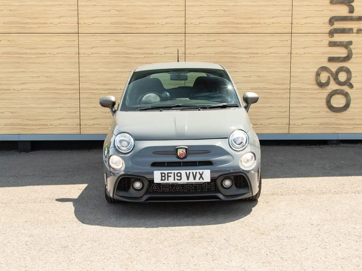 2019-abarth-595-14-tjet-competizione-big-4