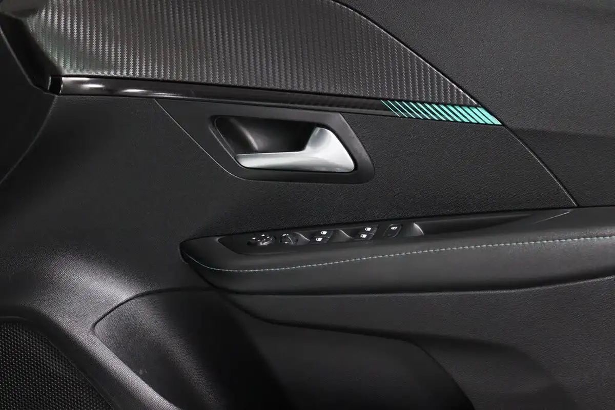 2020-peugeot-208-12-puretech-allure-130bhp-eat8-big-36