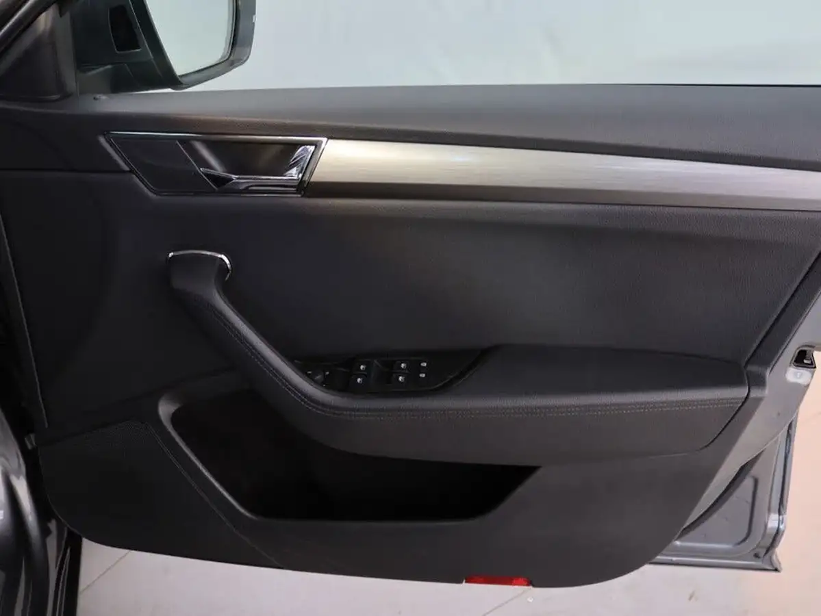 2021-skoda-superb-14-tsi-se-l-hatchback-big-27
