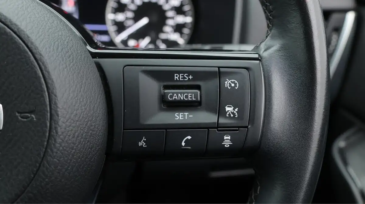 2022-nissan-qashqai-13-dig-t-acenta-premium-140ps-big-24