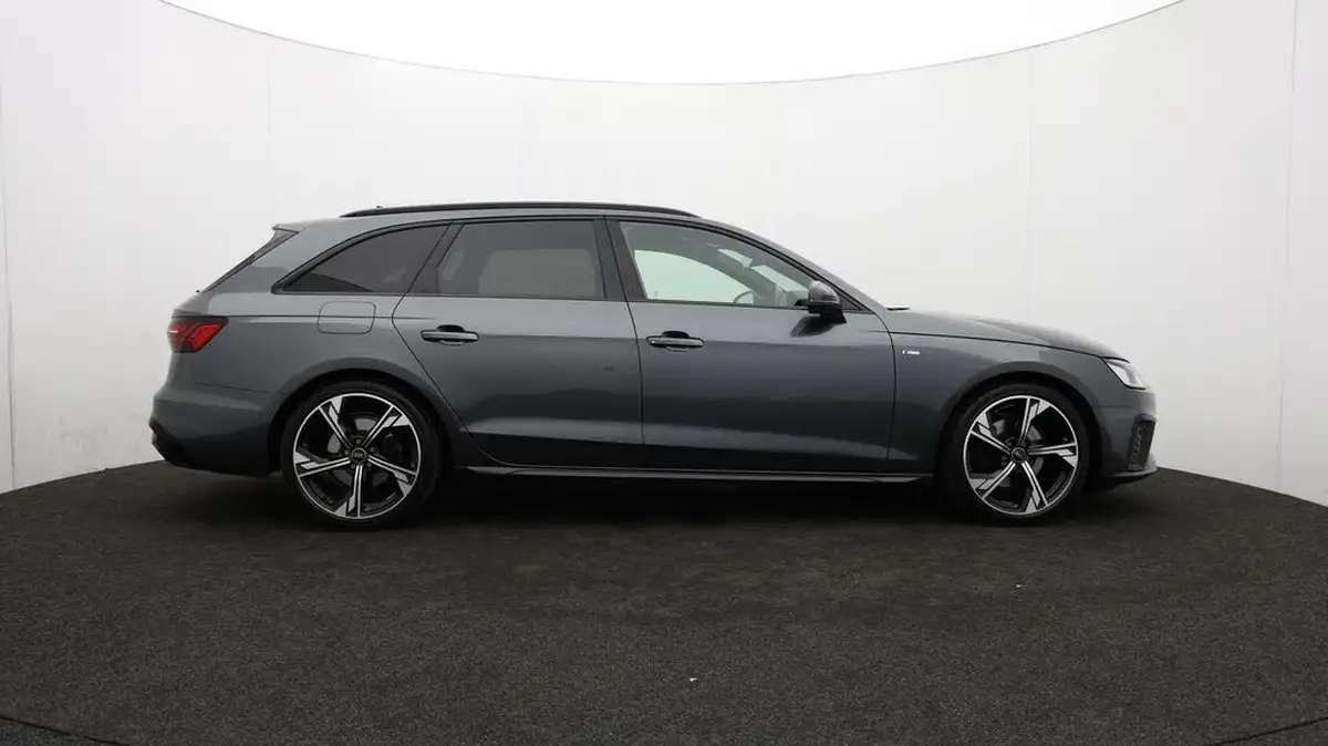 2023-audi-a4-avant-20-35-tdi-black-edition-big-25