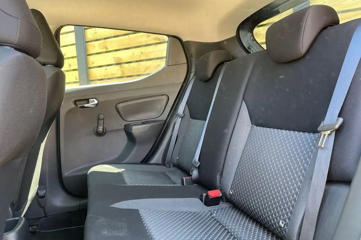 2020-nissan-micra-10-ig-t-n-tec-big-31