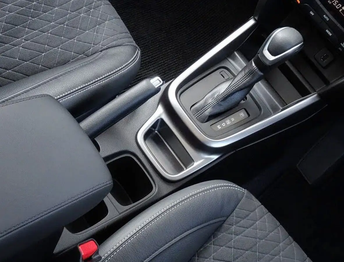 2023-suzuki-vitara-15-sz5-big-24