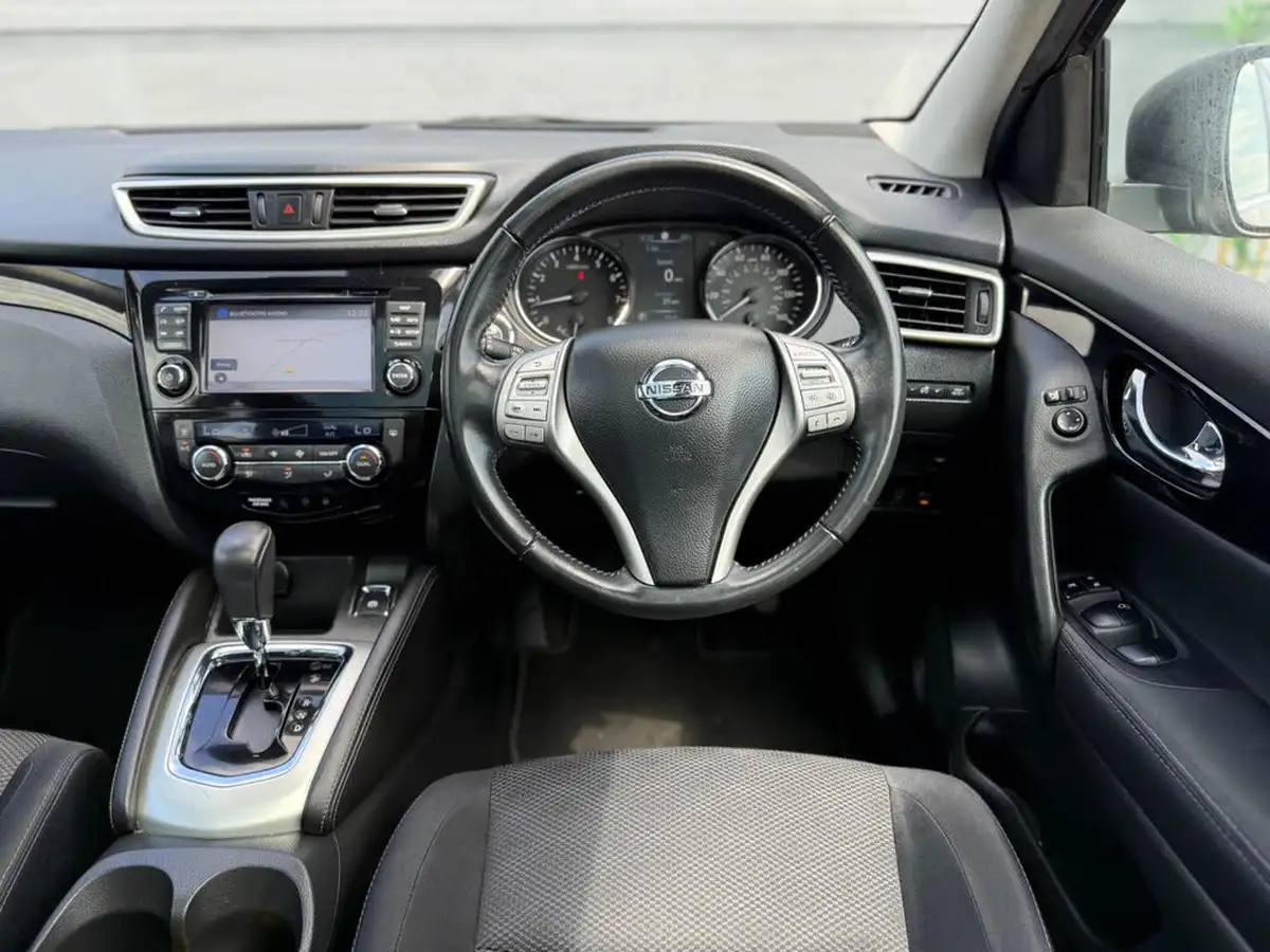 2016-nissan-qashqai-12-n-tec-xtronic-cvt-big-52