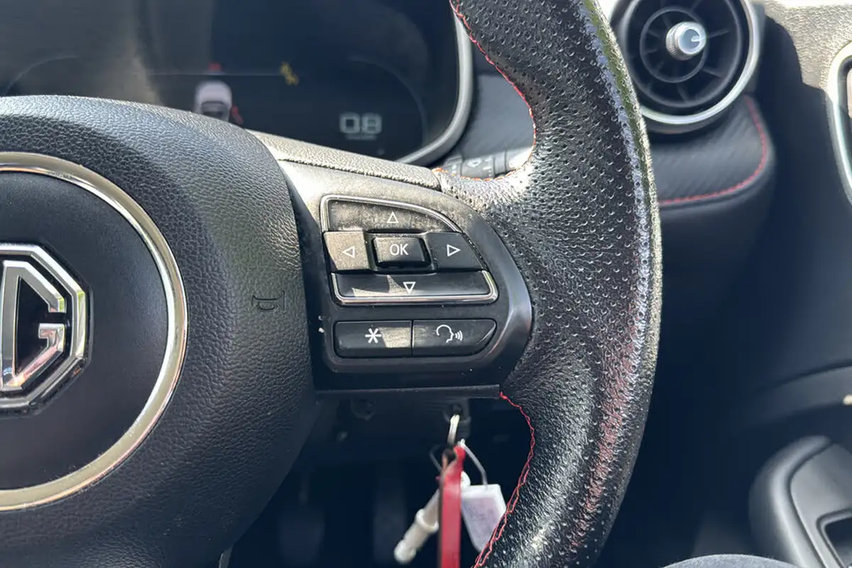 2021-mg-zs-suv-15-vti-tech-exclusive-big-17