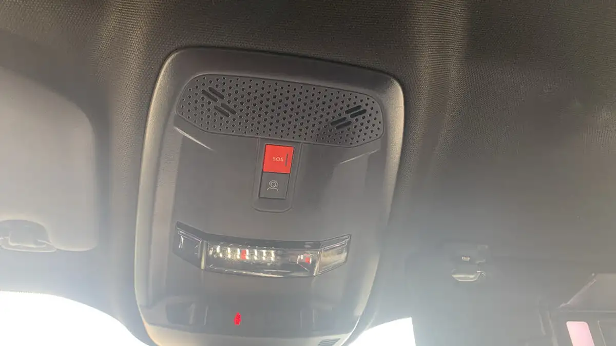 2024-peugeot-2008-suv-12-puretech-gt-130ps-eat8-big-38