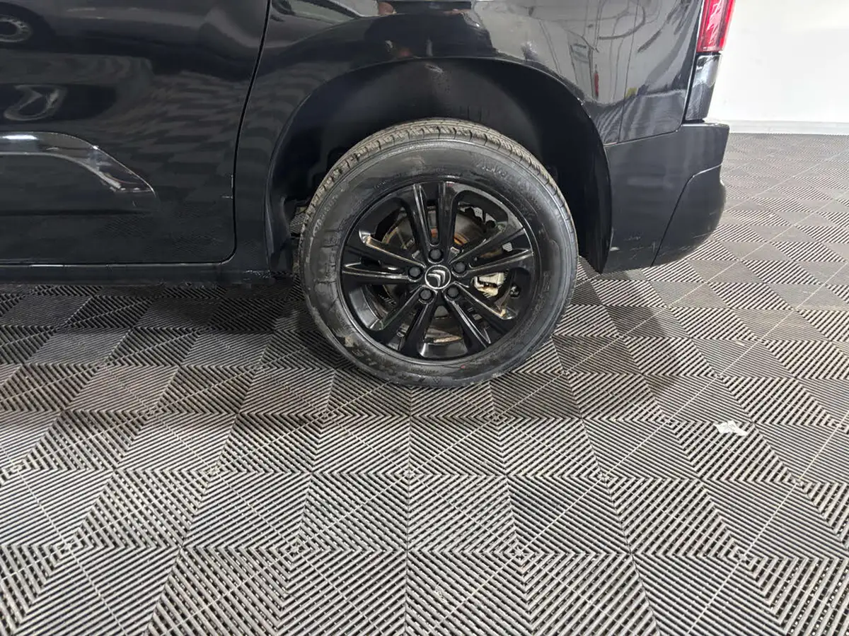2021-citroen-berlingo-15bluehdi-1000-driver-130pseu6dt-e-ss-eat8-big-38