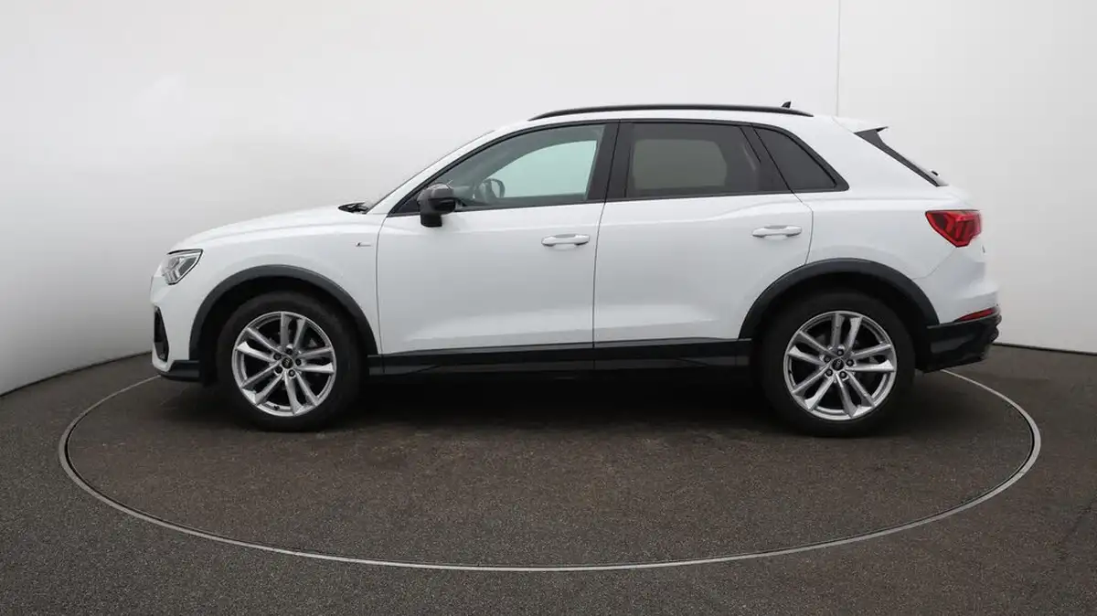 2021-audi-q3-15-35-tfsi-black-edition-codcomfort-sound-pack-station-wagon-big-64