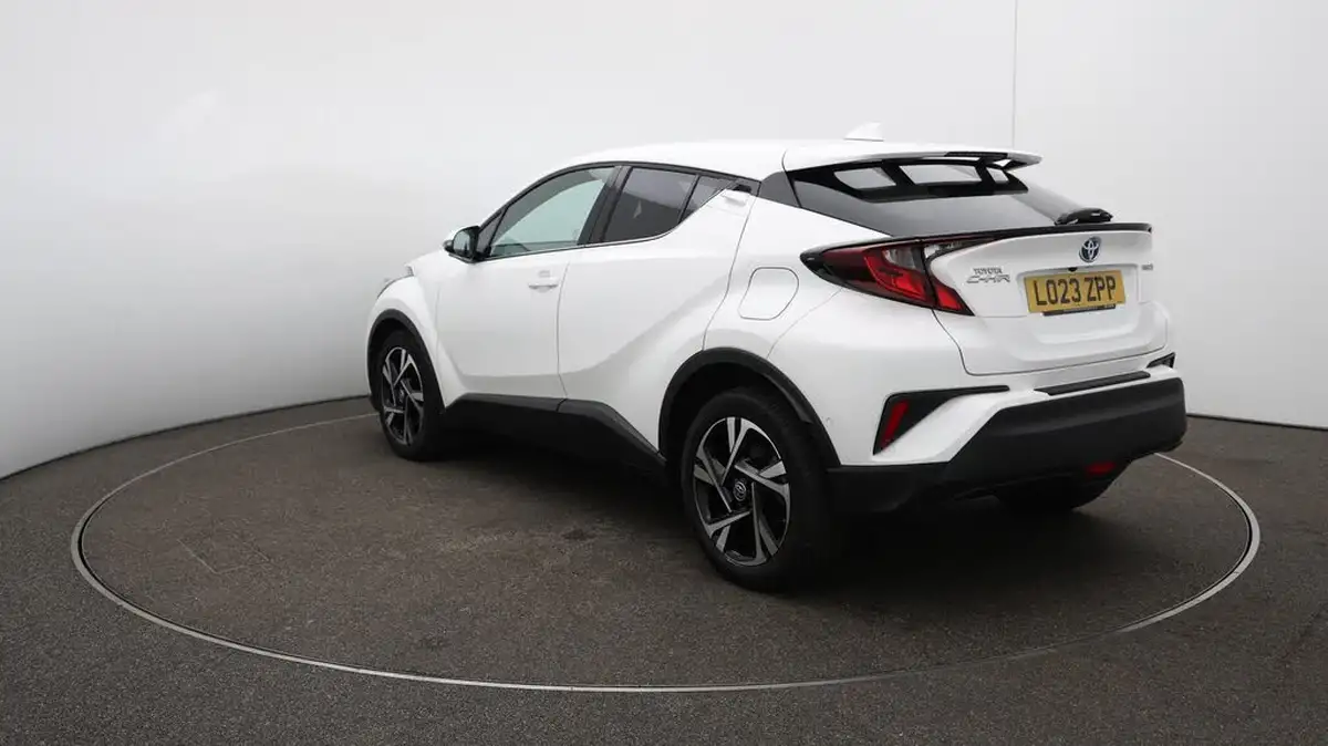 2023-toyota-c-hr-18-vvt-i-design-120bhp-big-61