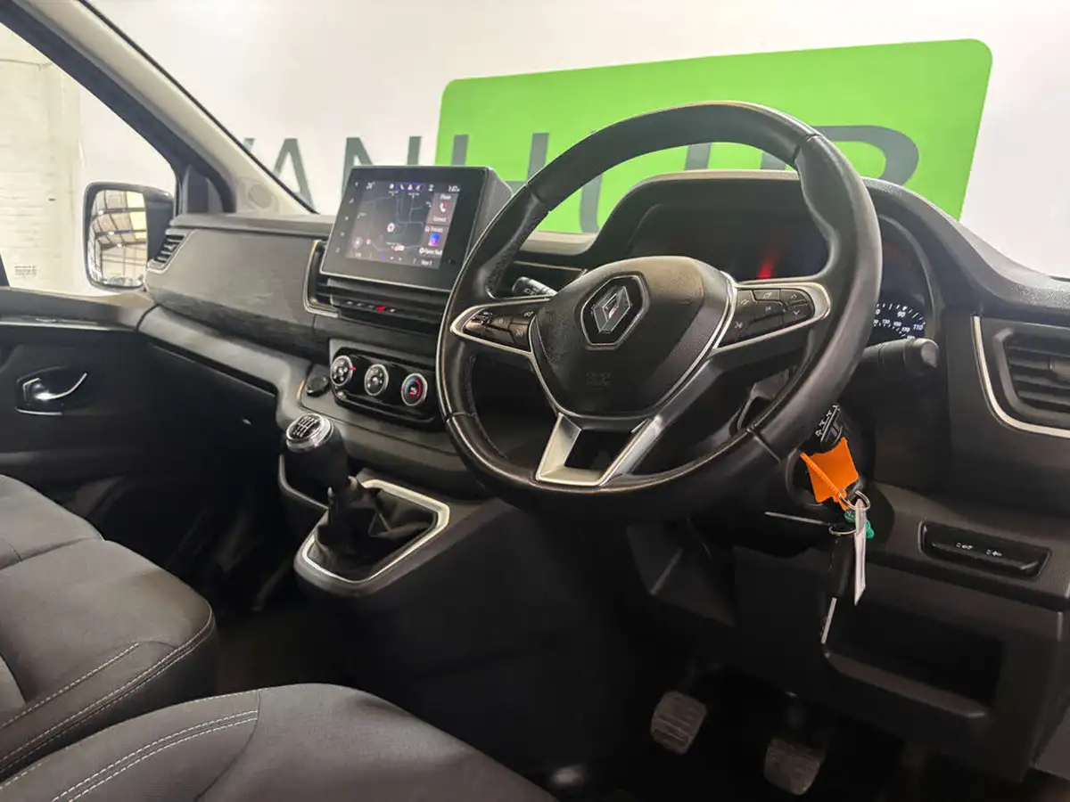 2023-renault-trafic-20dci-ll30-130-sport-big-2