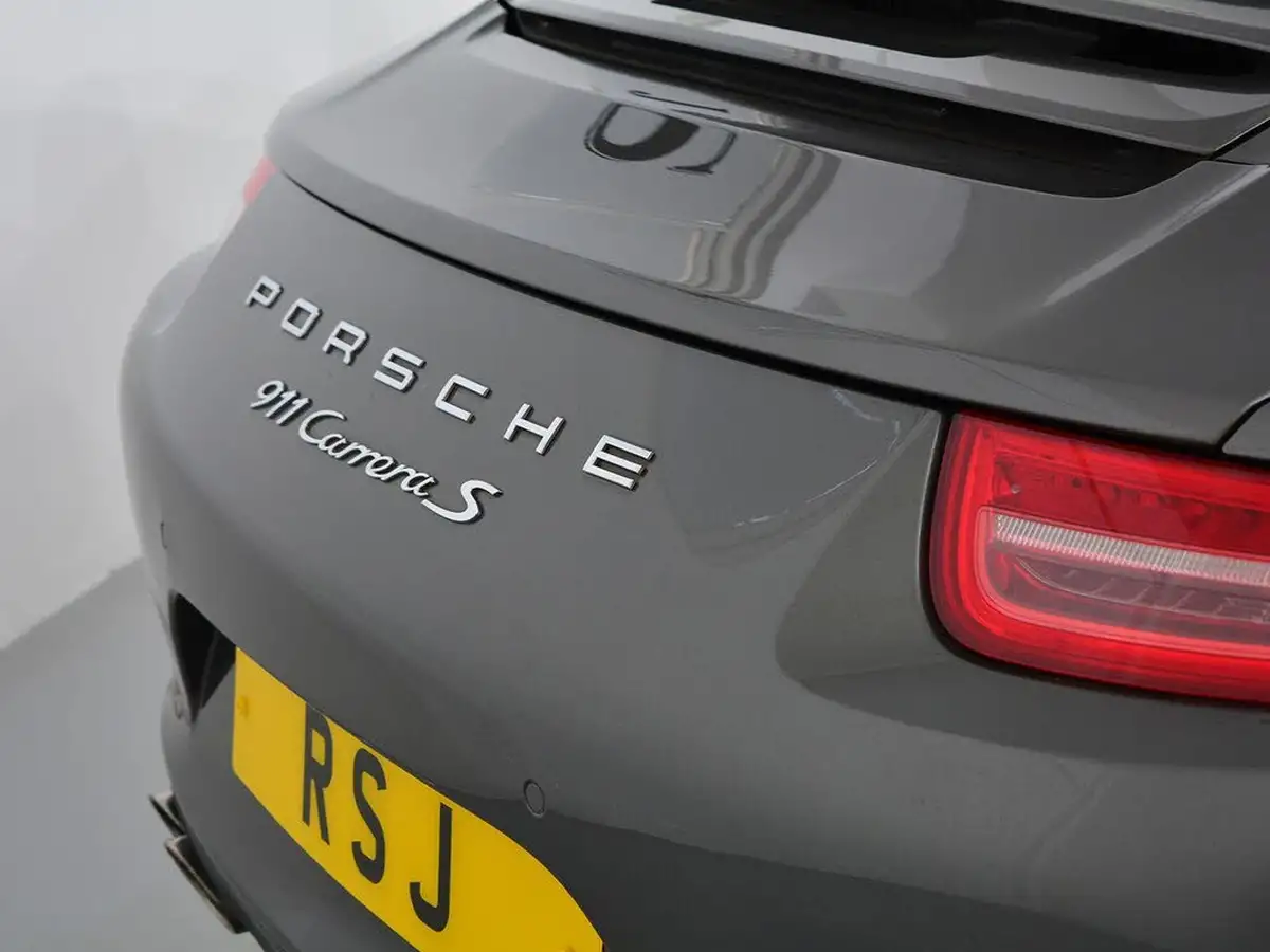 2012-porsche-911-38-carrera-s-400bhp-cabriolet-pdk-big-12