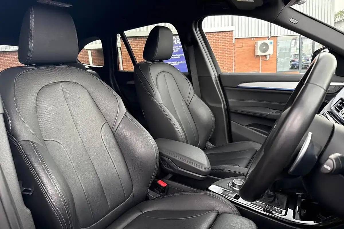 2019-bmw-x1-20-xdrive20i-m-sport-big-23