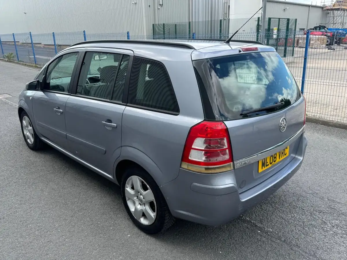 2008-vauxhall-zafira-16-exclusiv-105ps-big-8