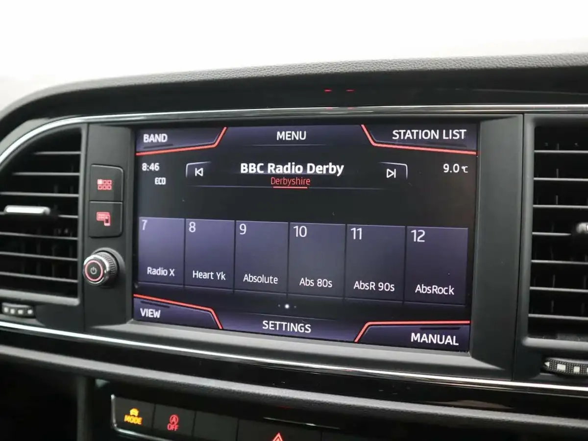 2017-seat-leon-14-ecotsi-fr-technology-hatchback-5d-big-29