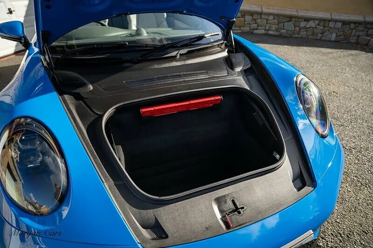 2021-porsche-911-30-targa-4s-big-58